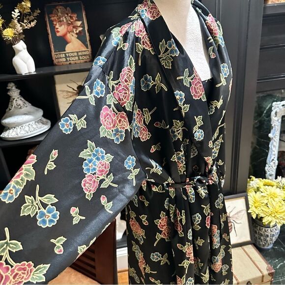 Go Softly Black Metallic Rose Vintage Robe and Nightgown Size Large - Picture 10 of 14